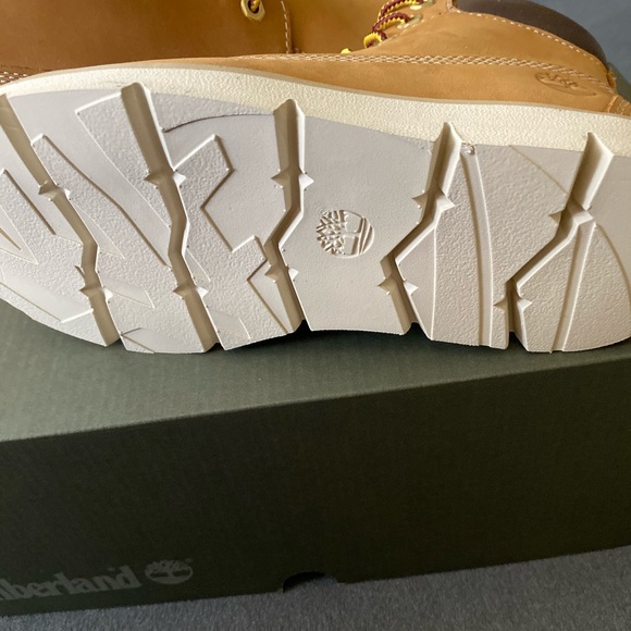 Timberland boots - Picture 2 of 3
